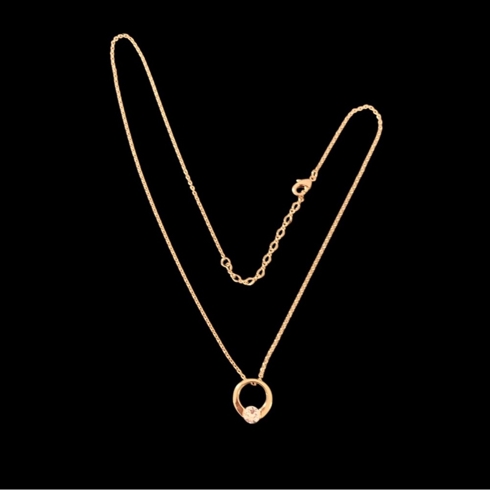 Cate & Chloe 18K Gold Plated Chrystal Pendant